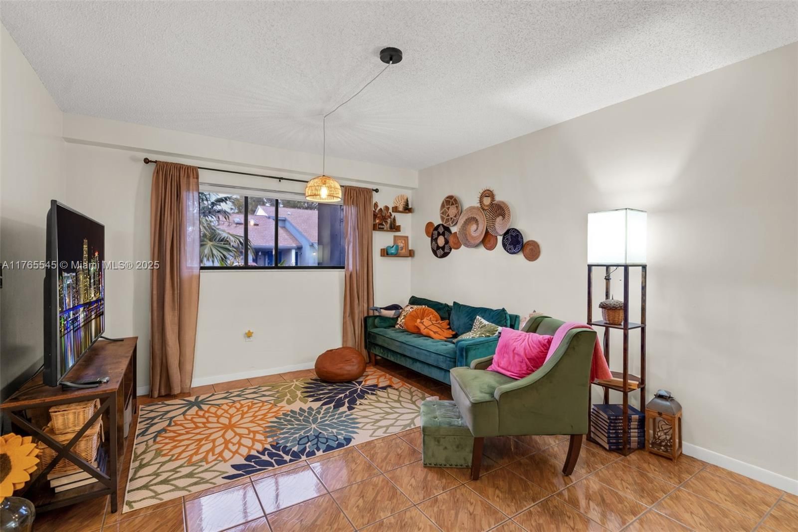 Real estate property located at 1652 14th Ter, Broward, Sherbrooke, Hollywood, FL