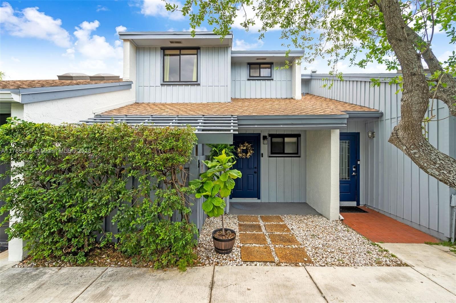 Real estate property located at 1652 14th Ter, Broward, Sherbrooke, Hollywood, FL