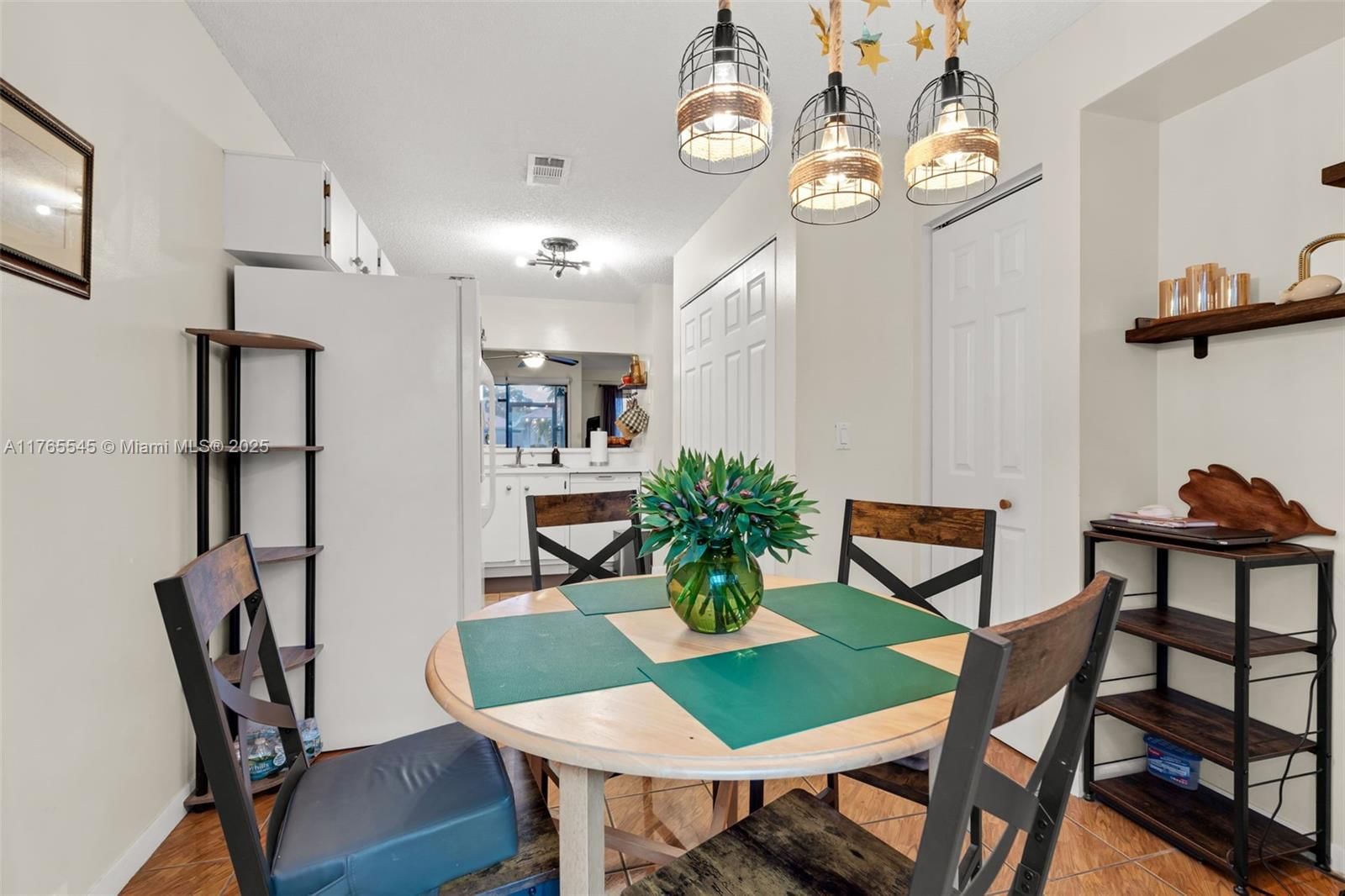 Real estate property located at 1652 14th Ter, Broward, Sherbrooke, Hollywood, FL
