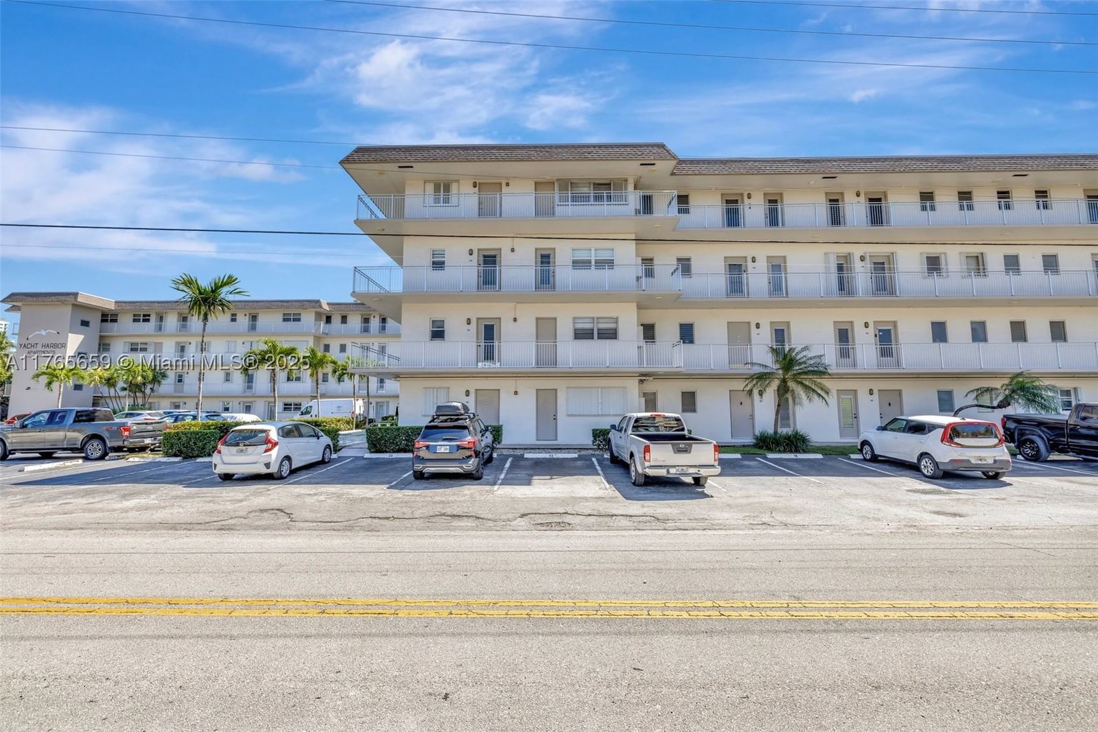 Real estate property located at 2200 Diana Dr #111, Broward, Yacht Harbor Apartments C, Hallandale Beach, FL