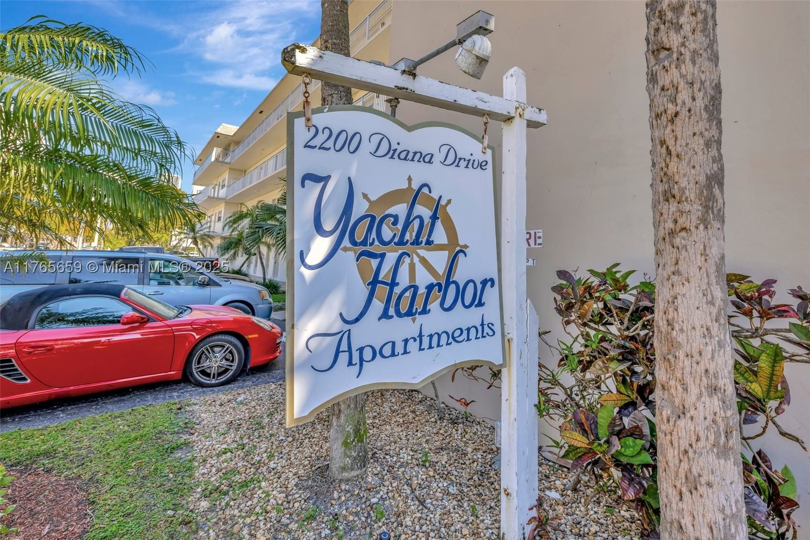 Real estate property located at 2200 Diana Dr #111, Broward, Yacht Harbor Apartments C, Hallandale Beach, FL