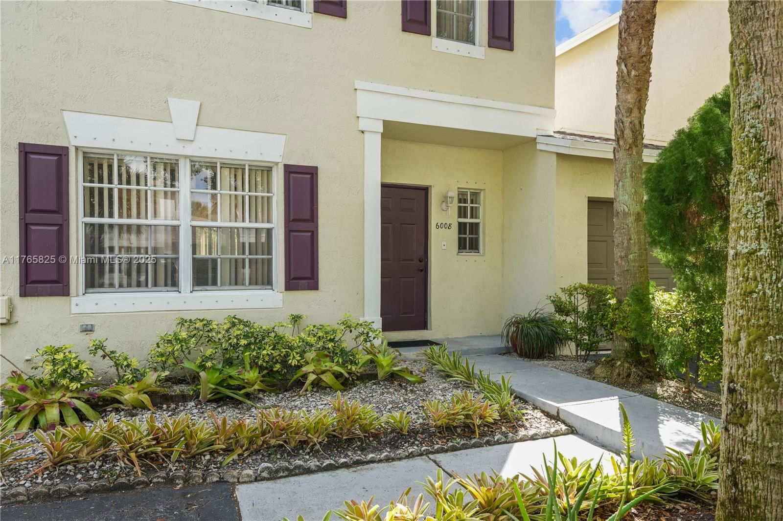Real estate property located at 6008 Harbor Isle Way, Broward, Land Section 8, Tamarac, FL