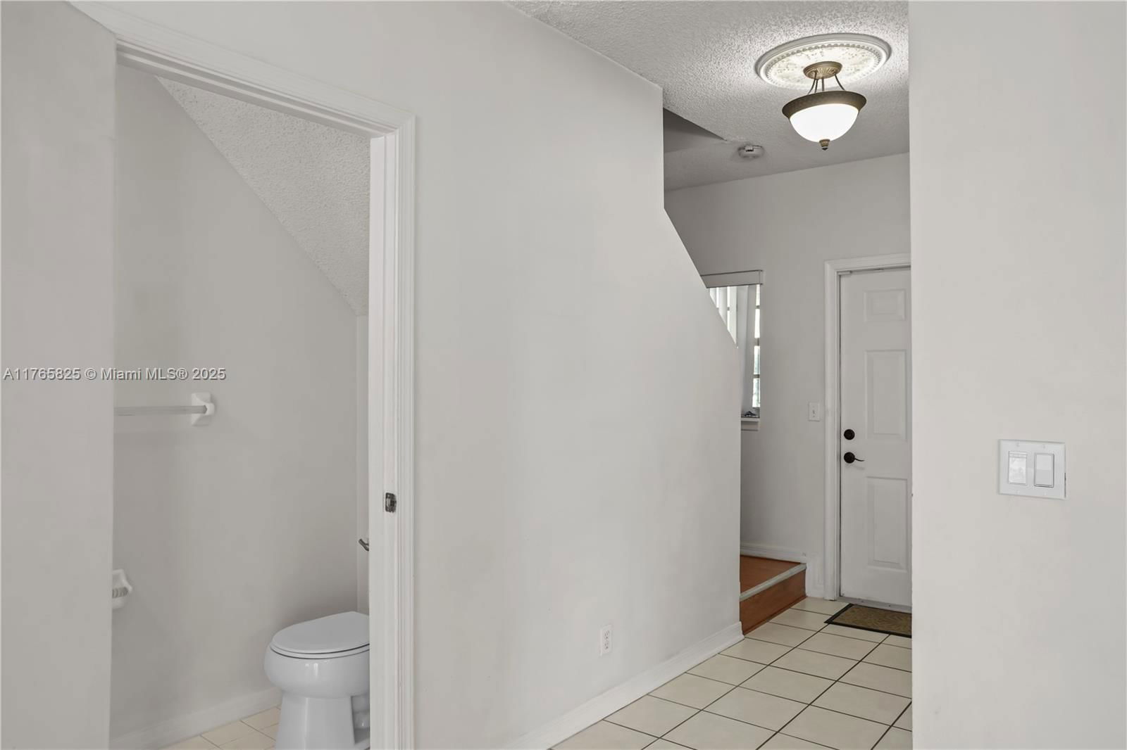 Real estate property located at 6008 Harbor Isle Way, Broward, Land Section 8, Tamarac, FL