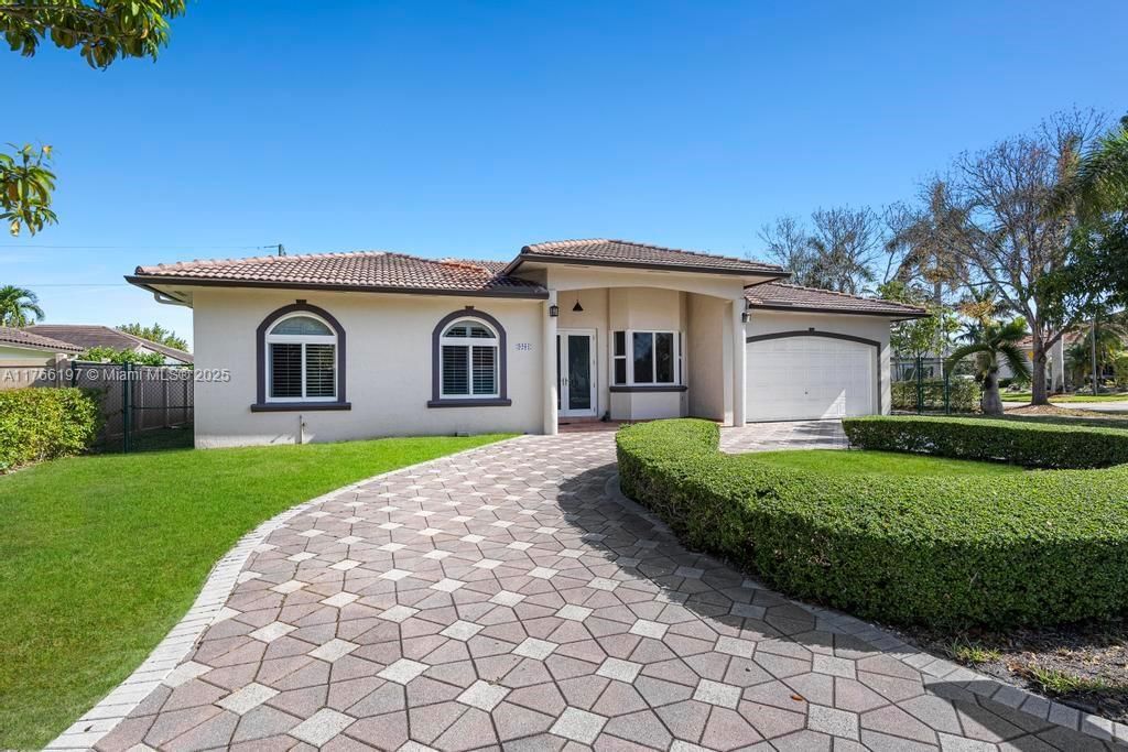 Real estate property located at 9201 170th Ln, Miami-dade, Unplatted, Palmetto Bay, FL