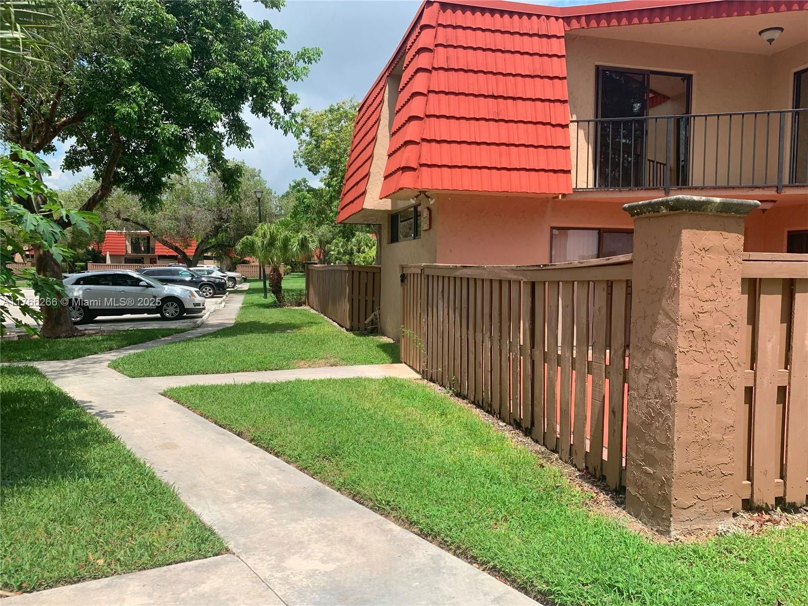 Real estate property located at 8063 Severn Dr D, Palm Beach, Boca Rio North, Boca Raton, FL