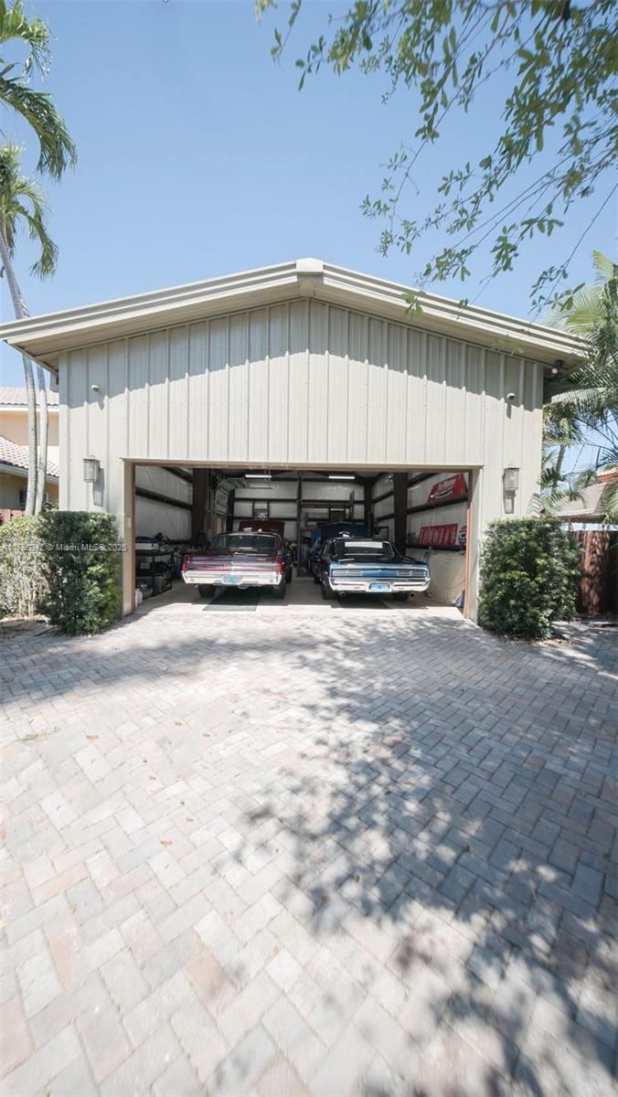 Real estate property located at 389 Oregon Ln, Palm Beach, Hidden Valley Sec 3, Boca Raton, FL