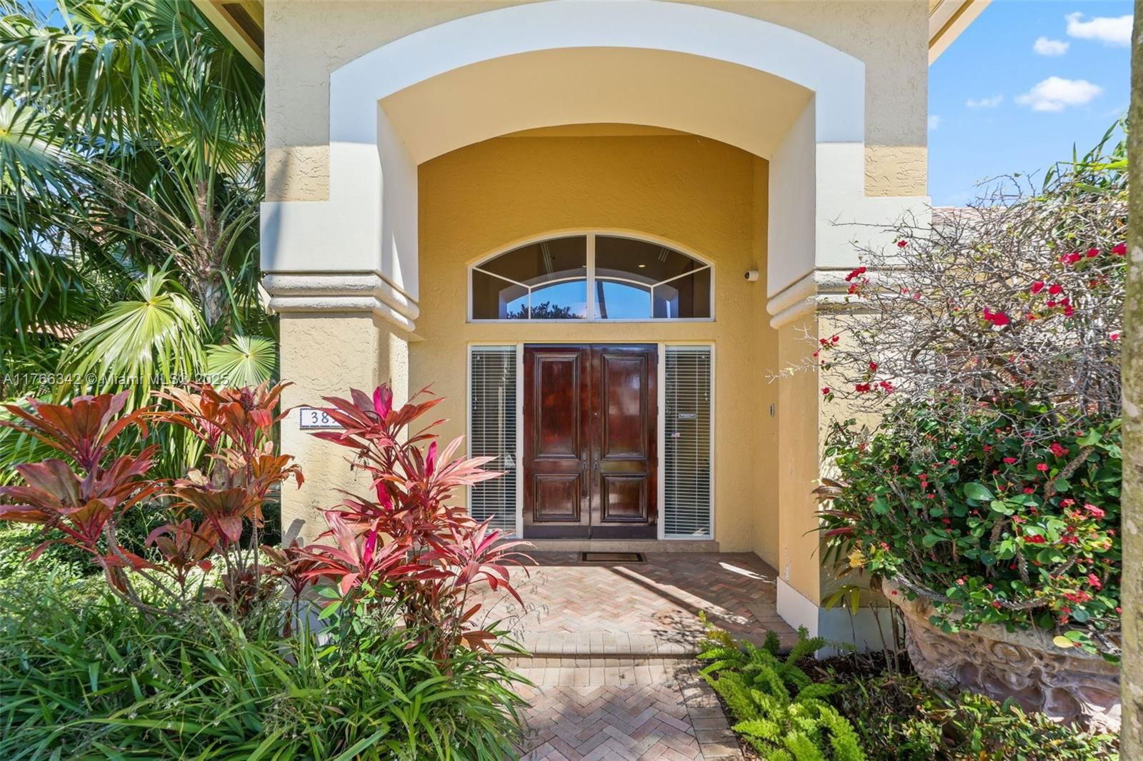 Real estate property located at 389 Oregon Ln, Palm Beach, Hidden Valley Sec 3, Boca Raton, FL