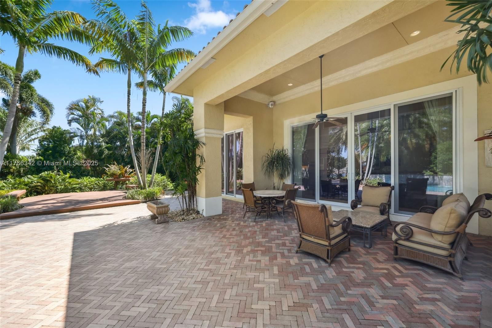 Real estate property located at 389 Oregon Ln, Palm Beach, Hidden Valley Sec 3, Boca Raton, FL