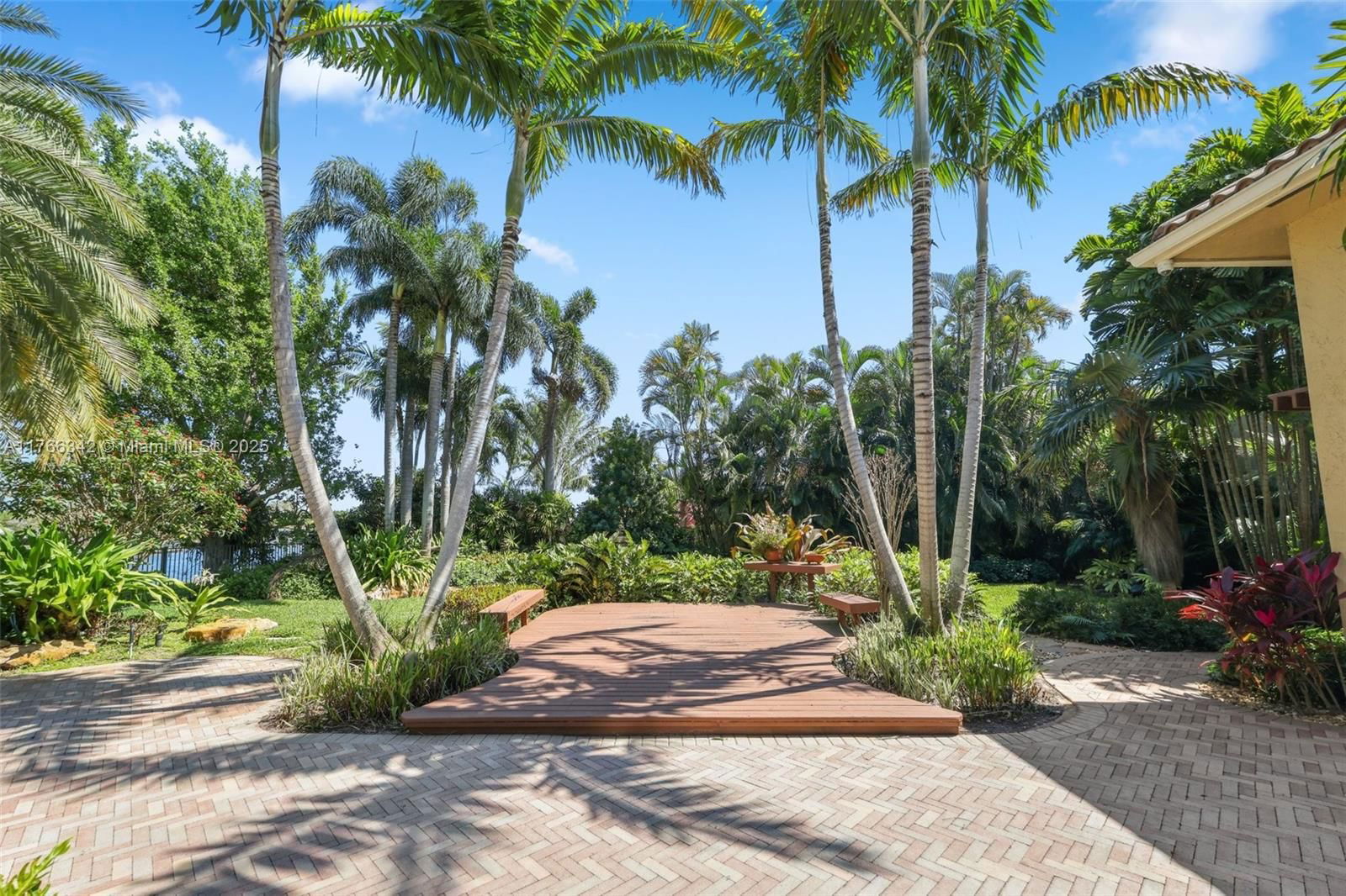 Real estate property located at 389 Oregon Ln, Palm Beach, Hidden Valley Sec 3, Boca Raton, FL
