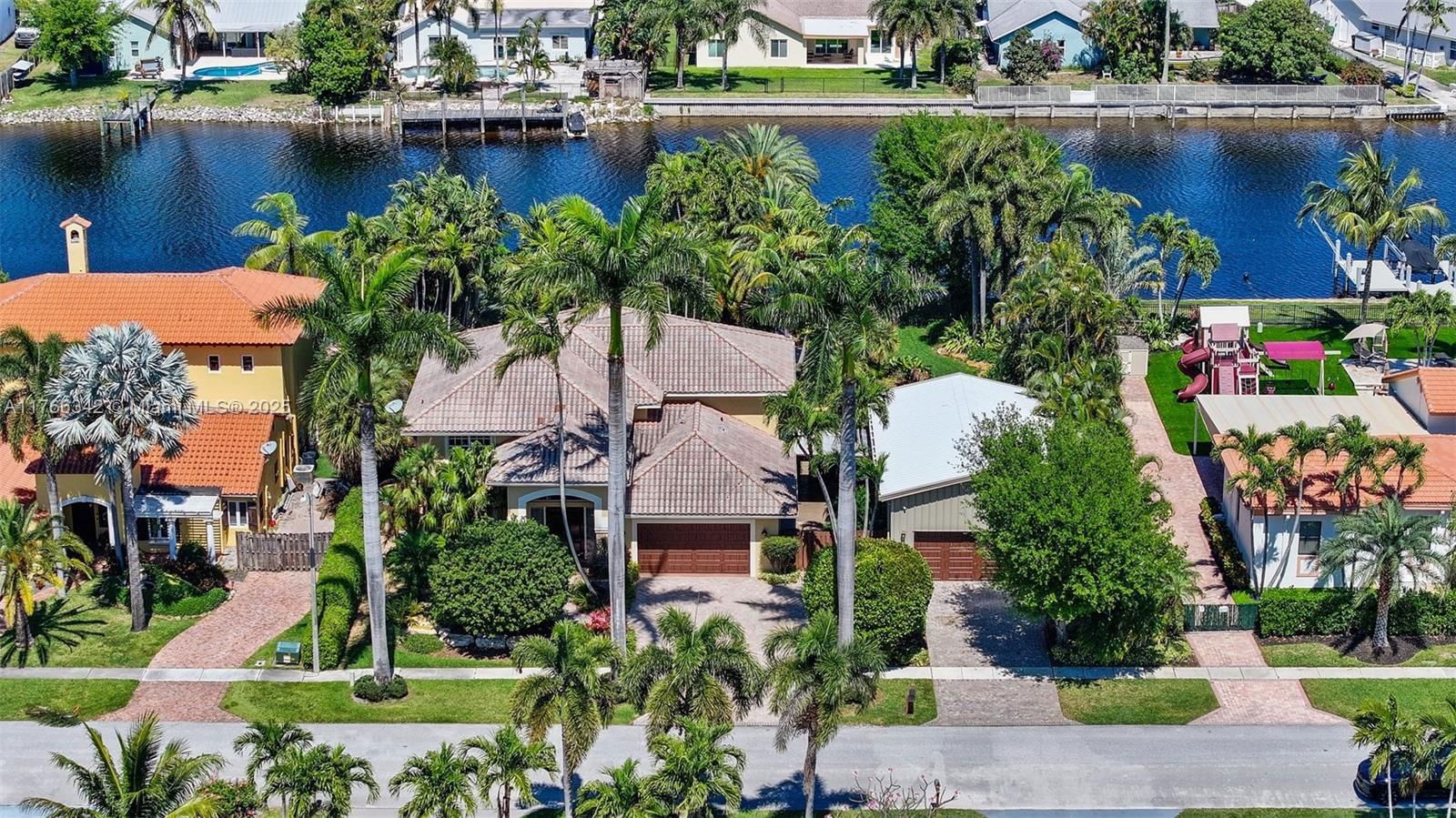 Real estate property located at 389 Oregon Ln, Palm Beach, Hidden Valley Sec 3, Boca Raton, FL