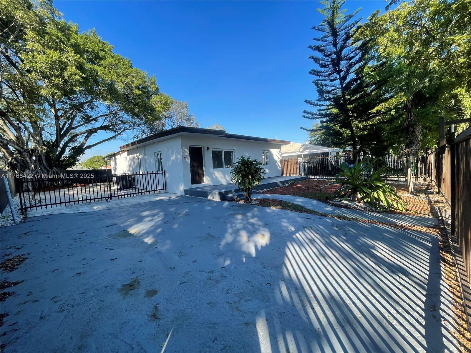 Real estate property located at 931 Opa Locka Blvd, Miami-dade, Opa Locka Pl No 3, Opa-Locka, FL