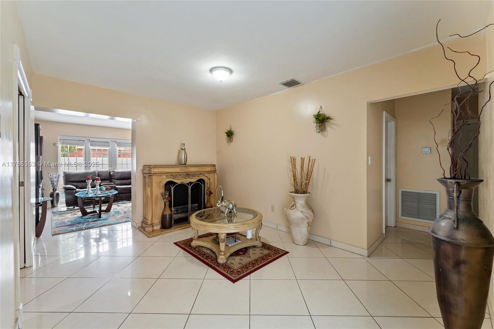 Real estate property located at 6035 110th St, Miami-dade, Palm Springs 4th Sec A &, Hialeah, FL