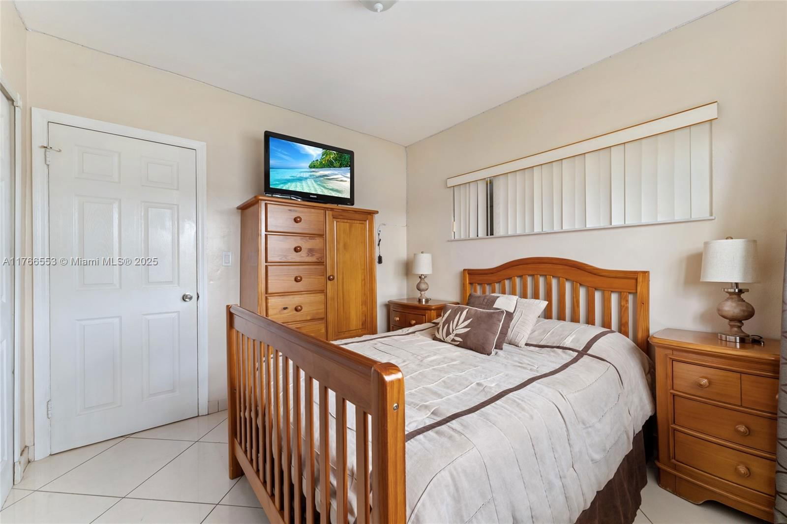 Real estate property located at 6035 110th St, Miami-dade, Palm Springs 4th Sec A &, Hialeah, FL