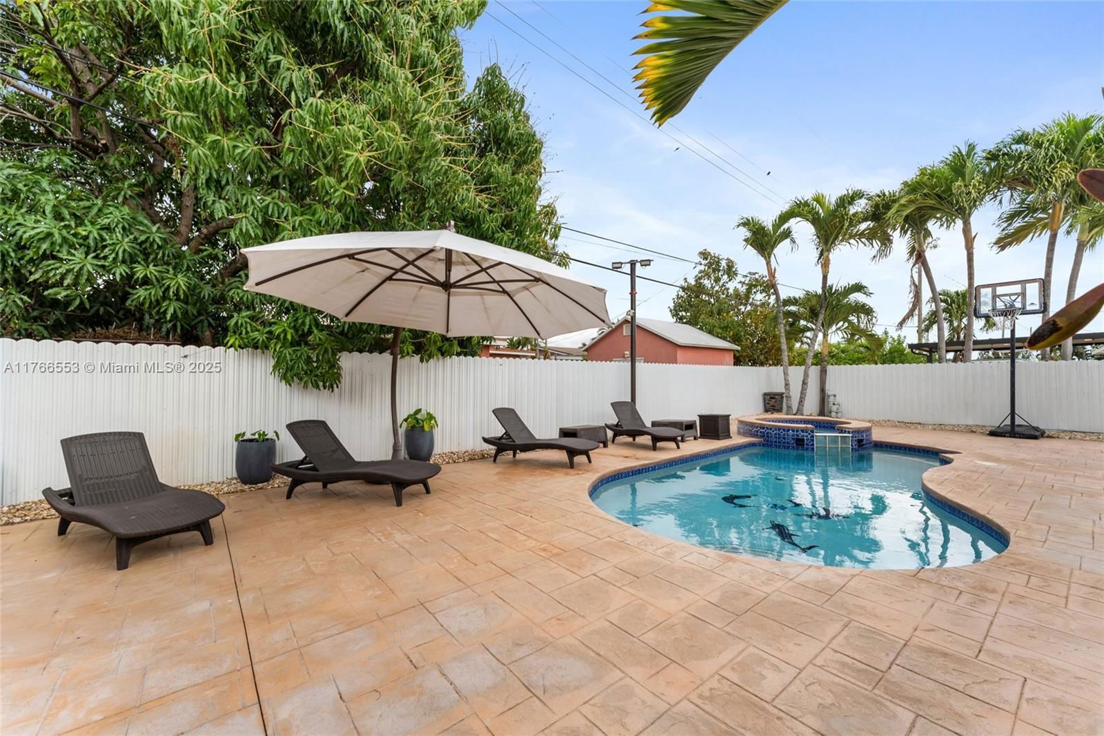 Real estate property located at 6035 110th St, Miami-dade, Palm Springs 4th Sec A &, Hialeah, FL