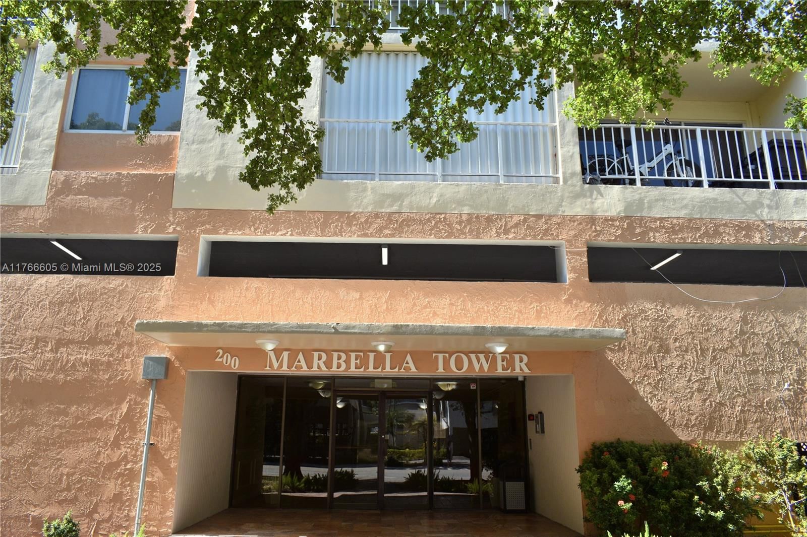 Real estate property located at 200 178th Dr #704, Miami-dade, Marbella Tower Condo, Sunny Isles Beach, FL