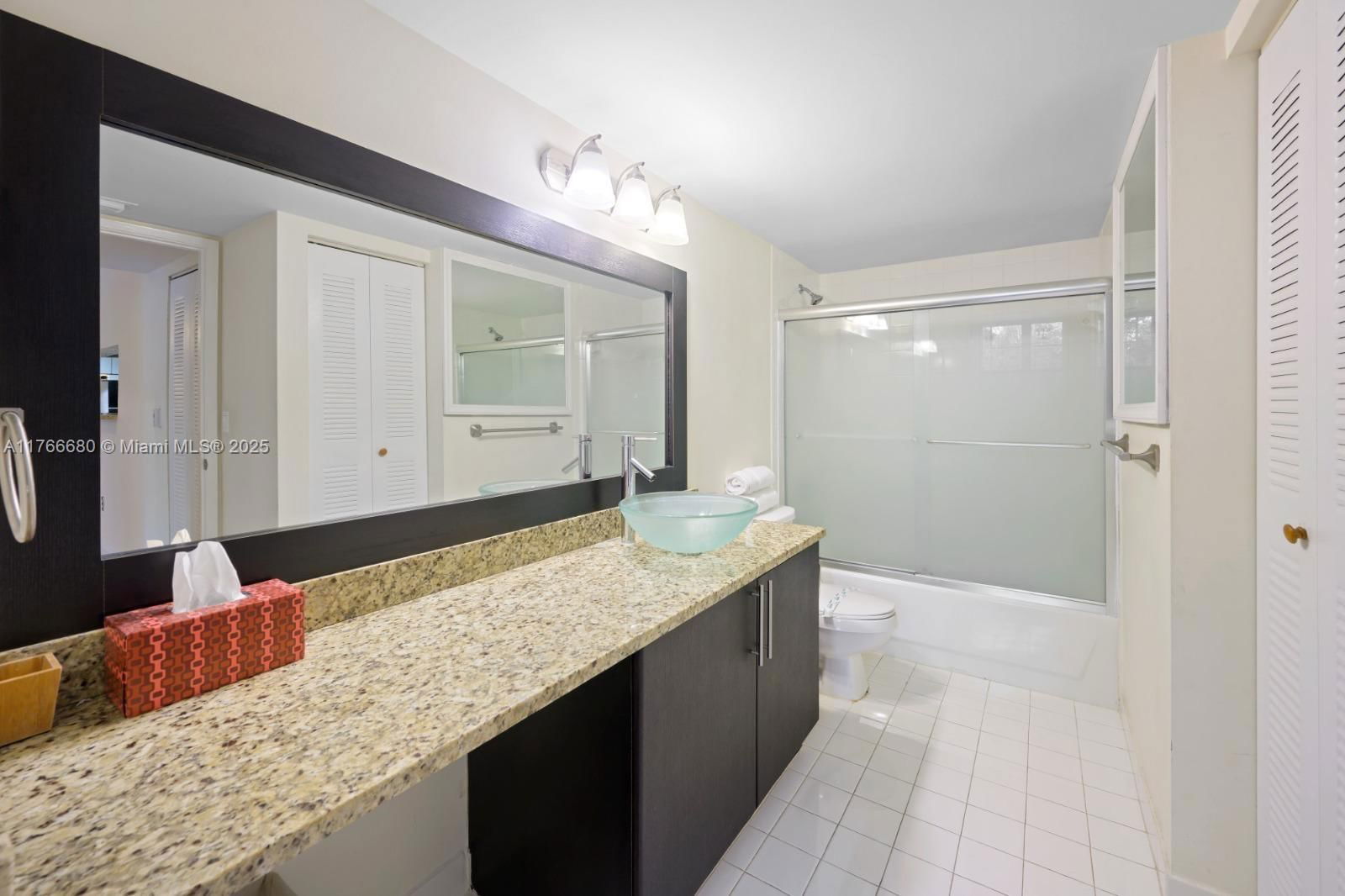Real estate property located at 19877 Country Club Dr #3305, Miami-dade, The Yacht Club At Aventur, Aventura, FL