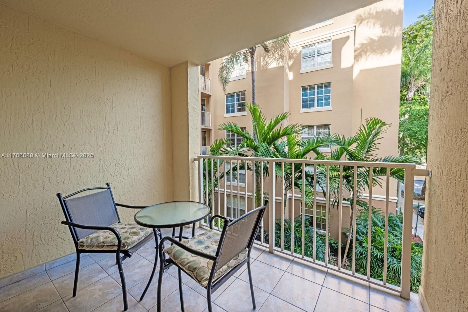 Real estate property located at 19877 Country Club Dr #3305, Miami-dade, The Yacht Club At Aventur, Aventura, FL