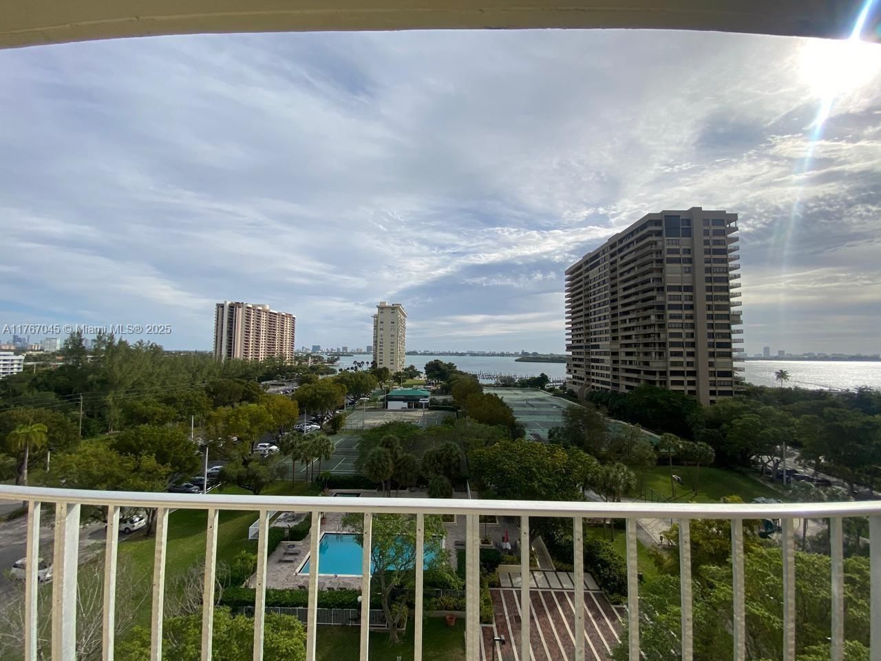 Real estate property located at 11111 Biscayne Blvd #8F, Miami-dade, Jockey Club Condo Unit Ii, Miami, FL