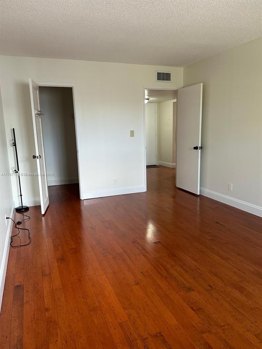 Real estate property located at 253 Cypress Rd #223, Broward, Barcelona Condo North Bld, Pompano Beach, FL