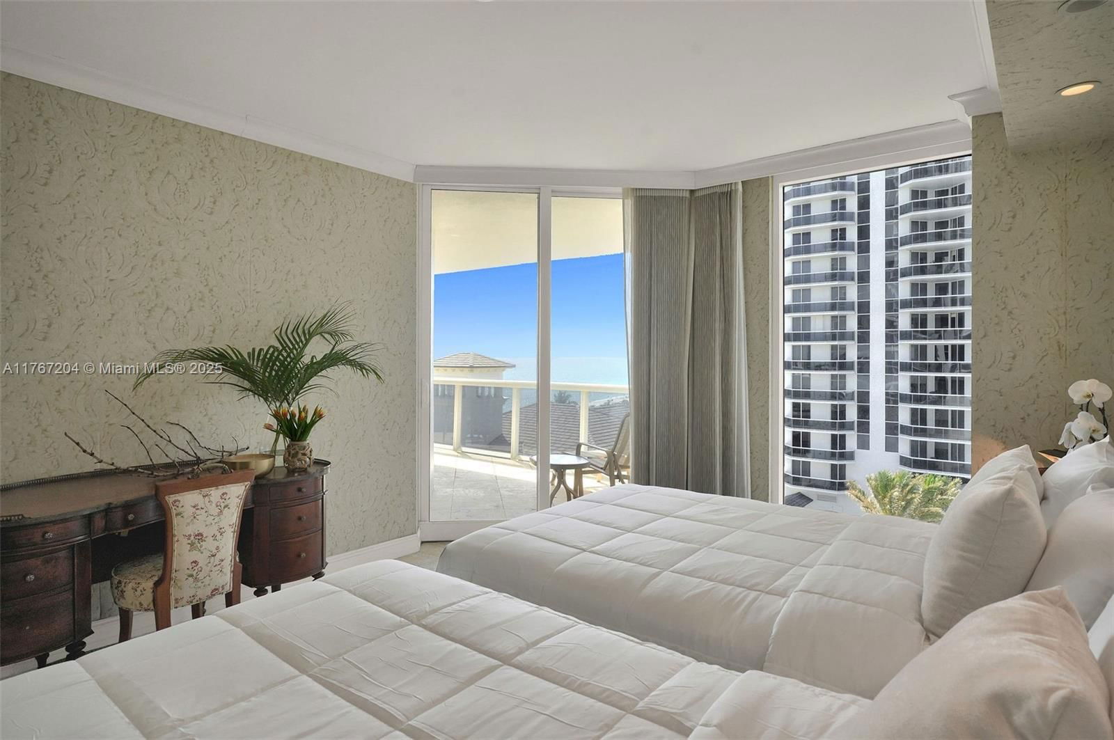 Real estate property located at 4779 Collins Ave #804, Miami-dade, Blue Diamond Condo, Miami Beach, FL