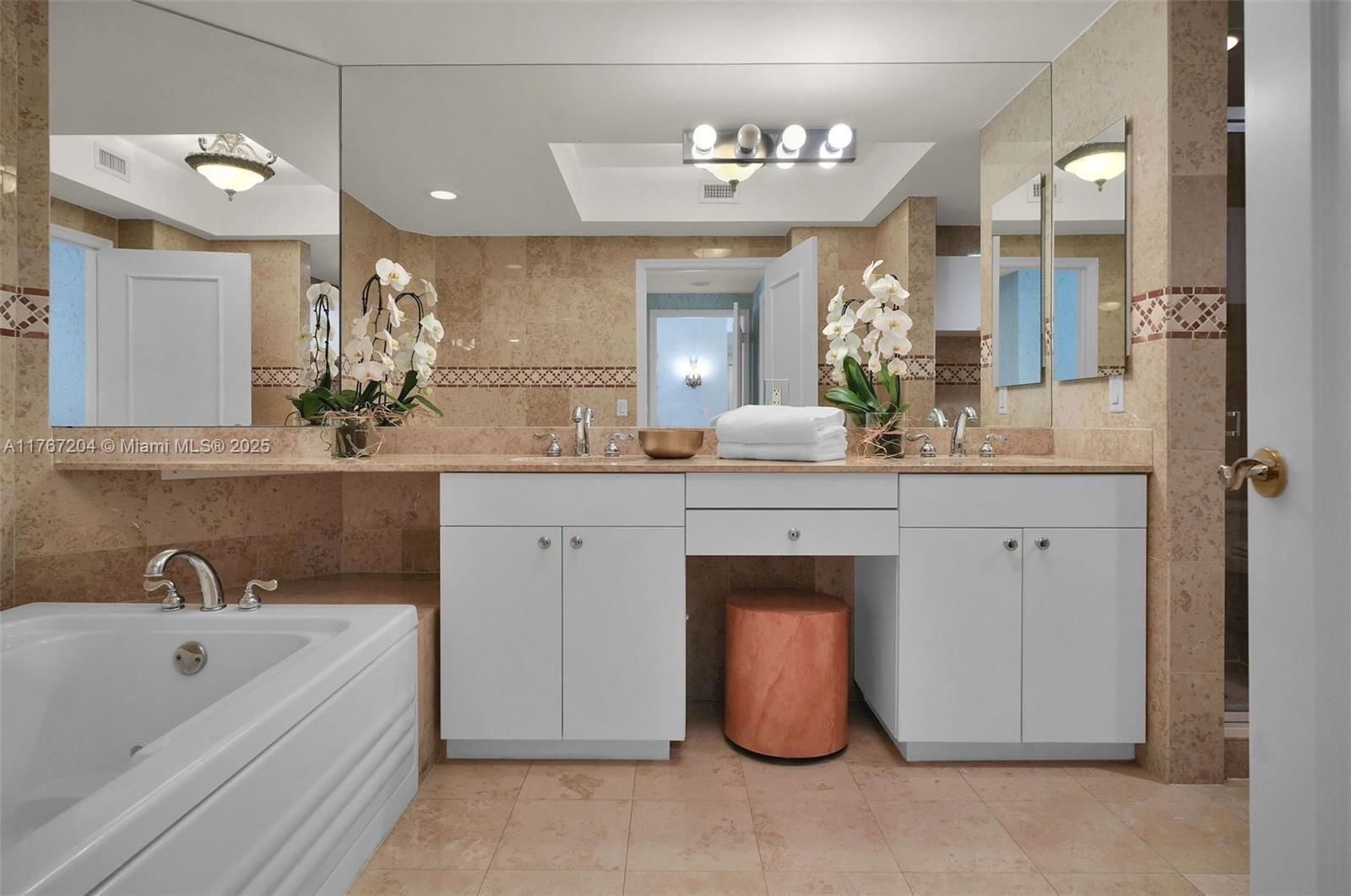 Real estate property located at 4779 Collins Ave #804, Miami-dade, Blue Diamond Condo, Miami Beach, FL