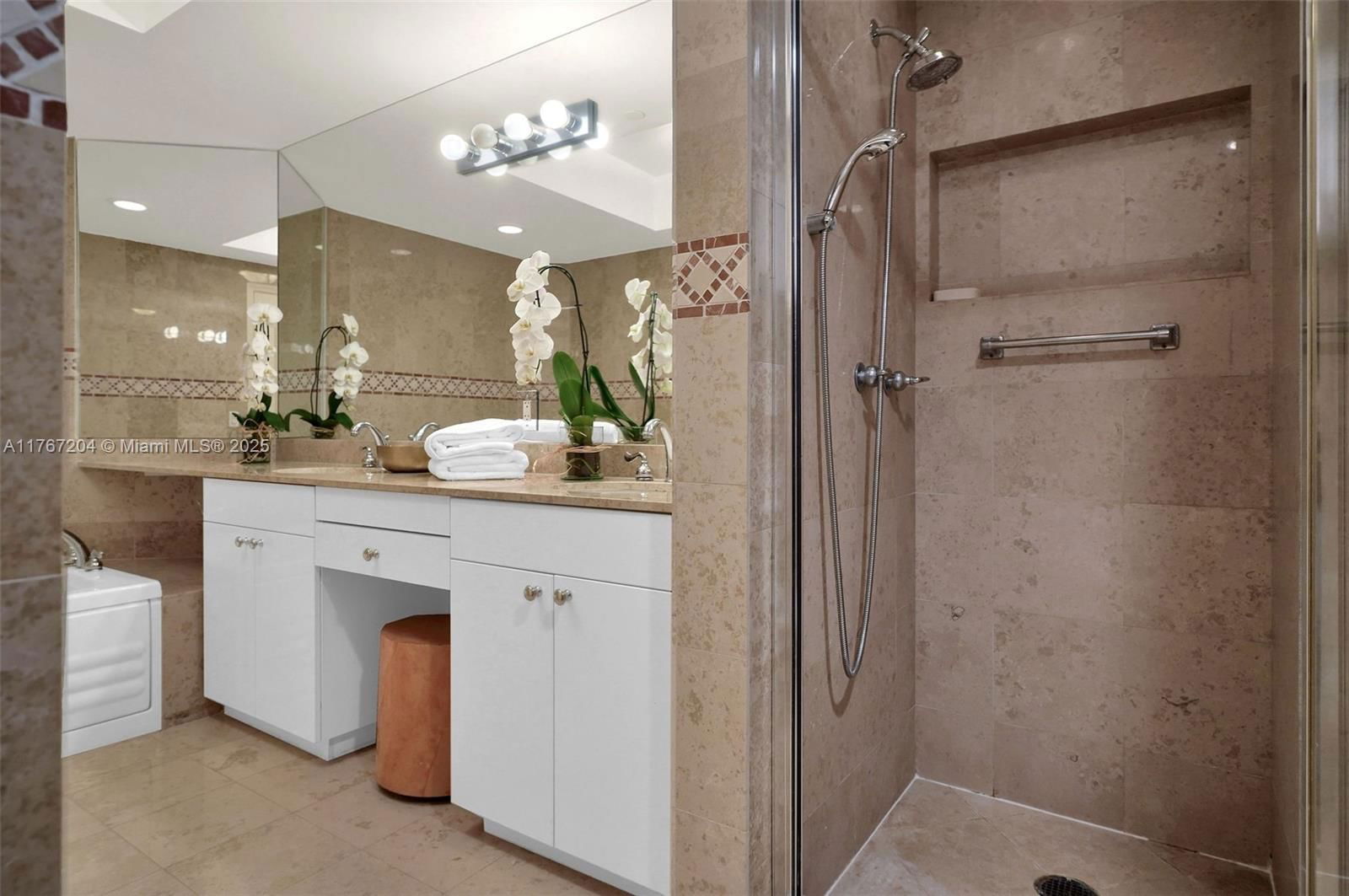 Real estate property located at 4779 Collins Ave #804, Miami-dade, Blue Diamond Condo, Miami Beach, FL