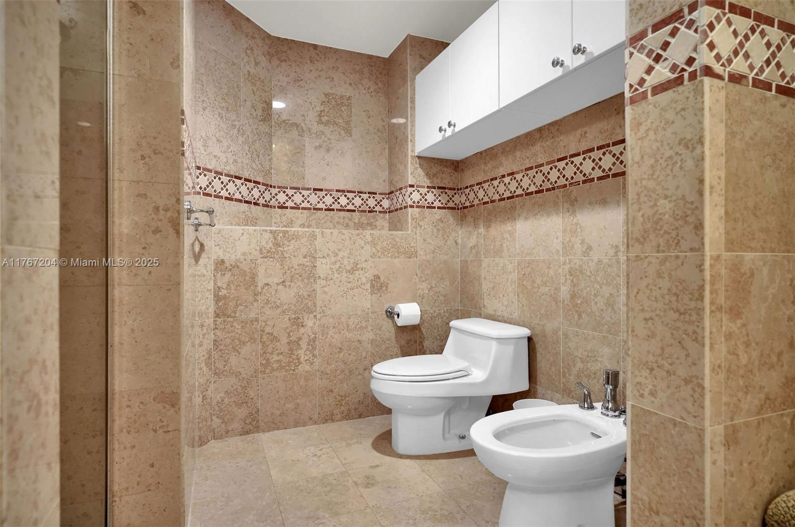 Real estate property located at 4779 Collins Ave #804, Miami-dade, Blue Diamond Condo, Miami Beach, FL