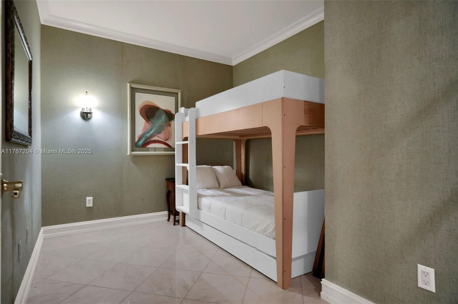 Real estate property located at 4779 Collins Ave #804, Miami-dade, Blue Diamond Condo, Miami Beach, FL
