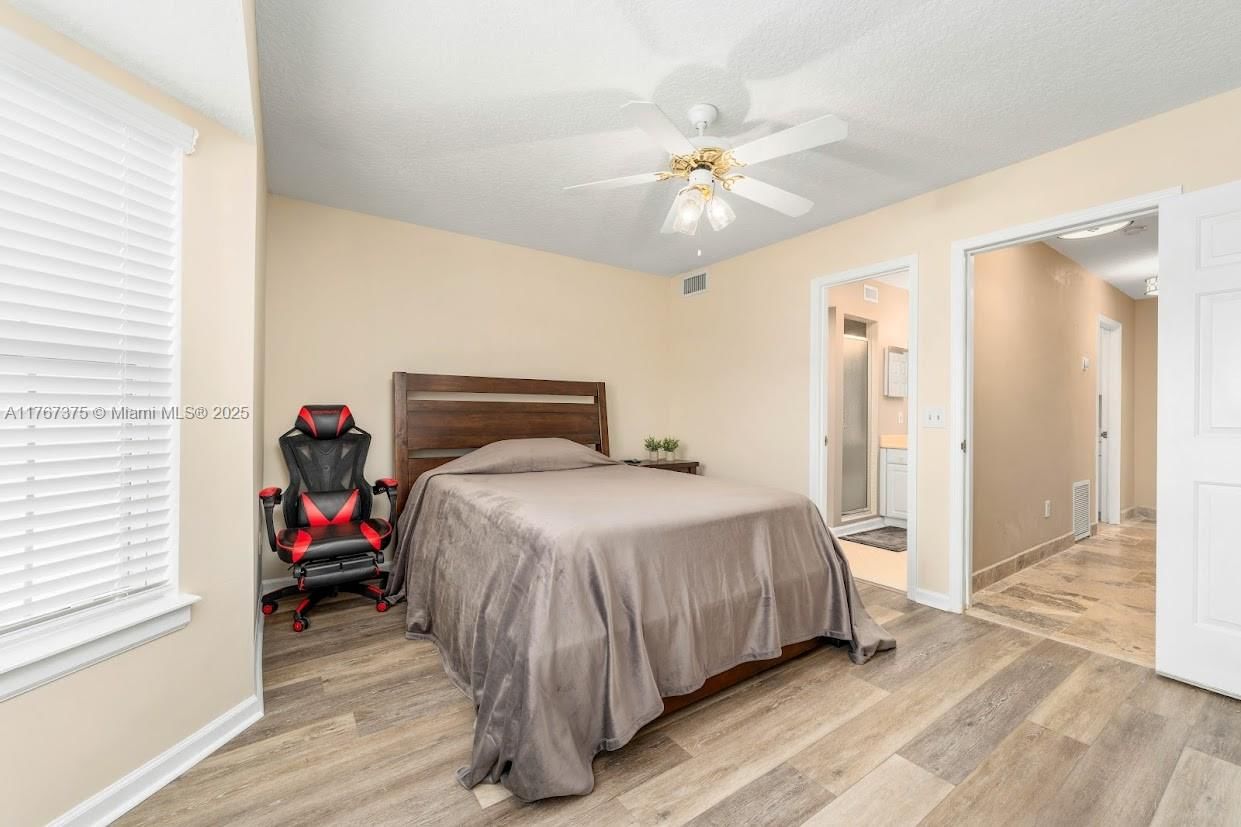 Real estate property located at 3331 Lighthouse Point Lane #3331, Duval, Lighthouse Pointe, Jacksonville, FL