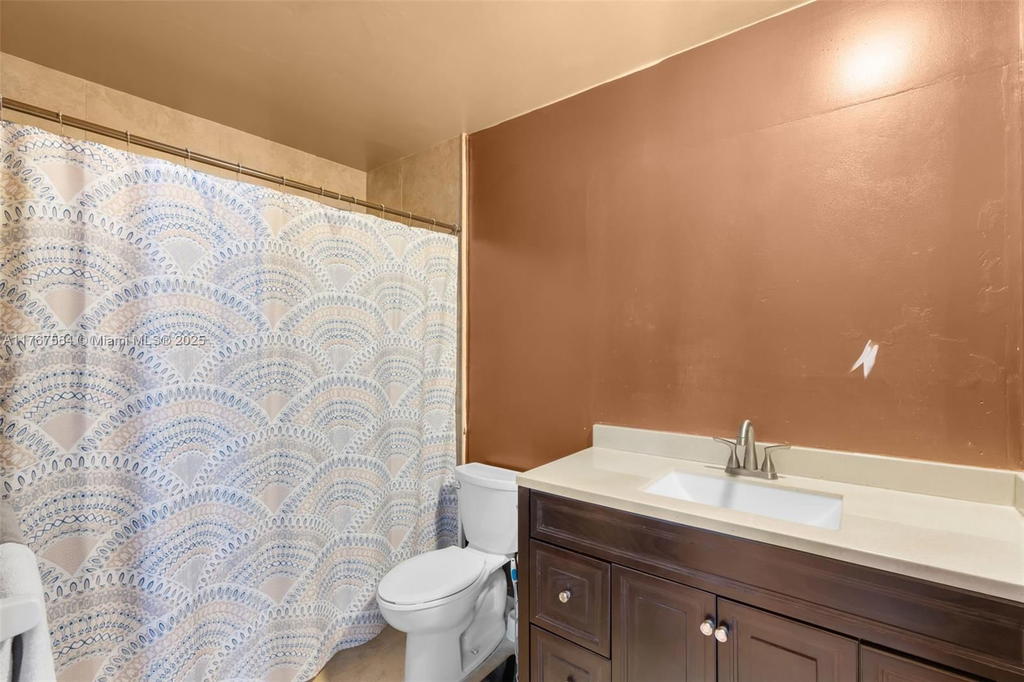 Real estate property located at 11640 39th St #4, Broward, Rambling Pelican West Con, Coral Springs, FL