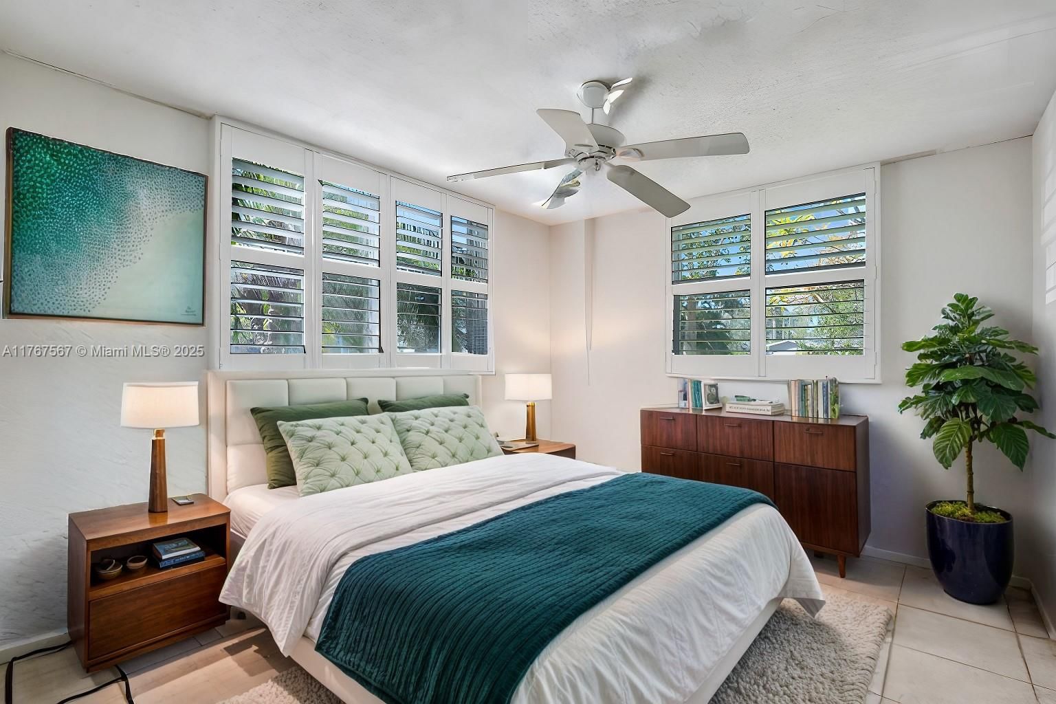Real estate property located at 101 Royal Park Dr #1A, Broward, Royal Park Condo, Oakland Park, FL