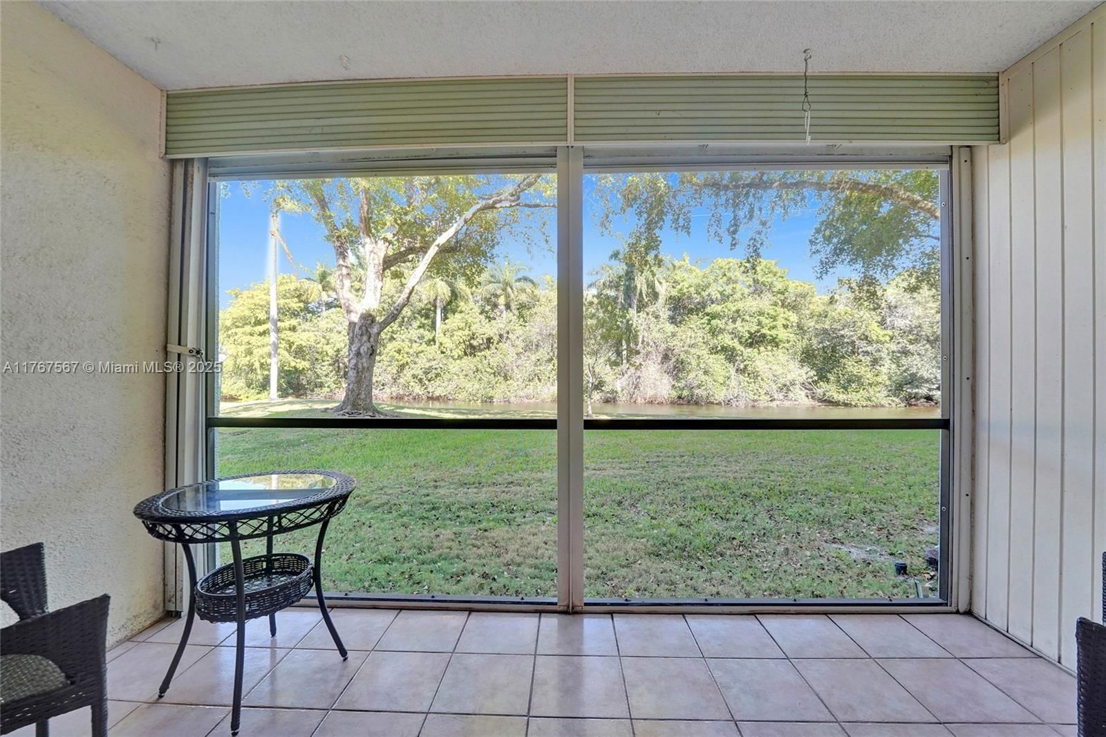 Real estate property located at 101 Royal Park Dr #1A, Broward, Royal Park Condo, Oakland Park, FL