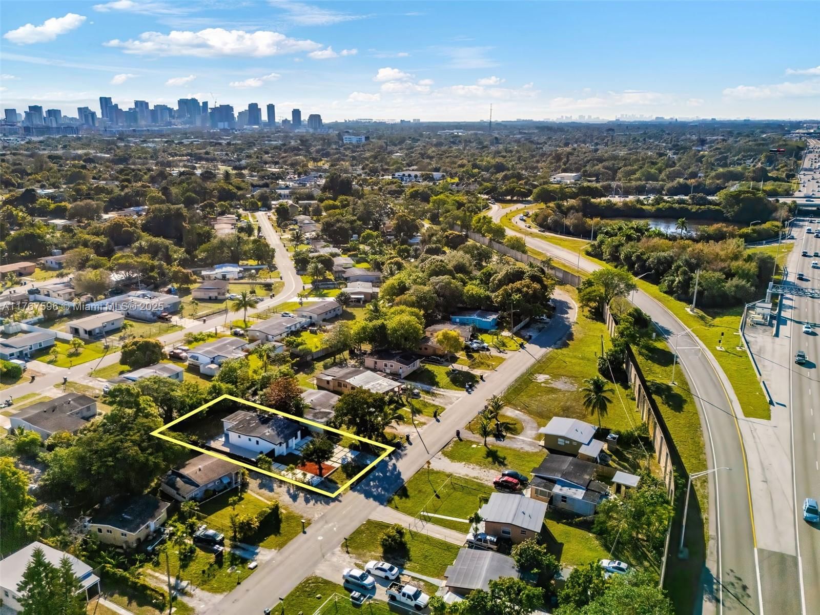 Real estate property located at 1713 Lauderdale Manor Dr, Broward, Lauderdale Manors Revised, Fort Lauderdale, FL