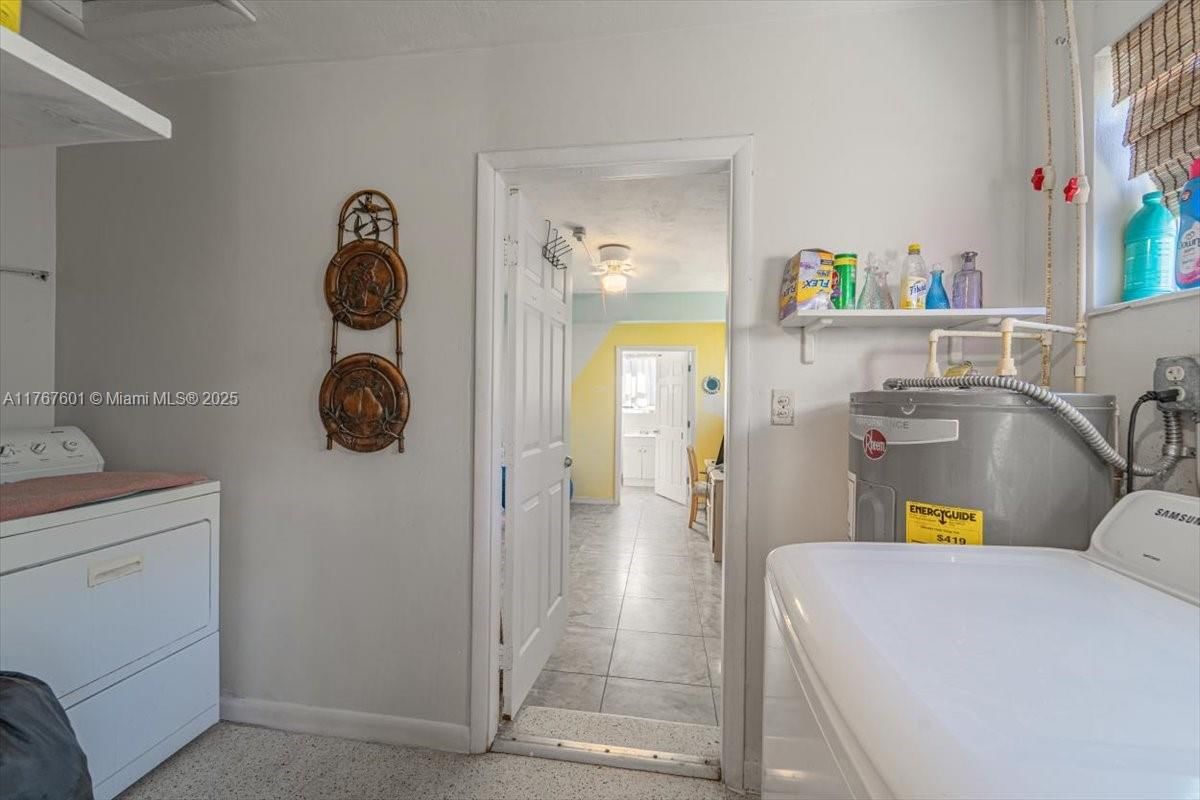 Real estate property located at 1300 67th Way, Broward, Hollywood Pines No 2 Amen, Pembroke Pines, FL