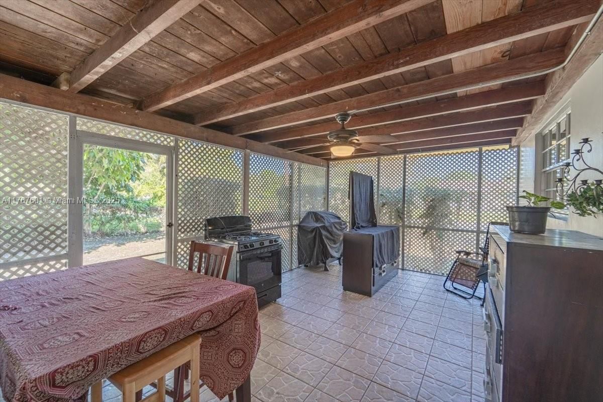 Real estate property located at 1300 67th Way, Broward, Hollywood Pines No 2 Amen, Pembroke Pines, FL