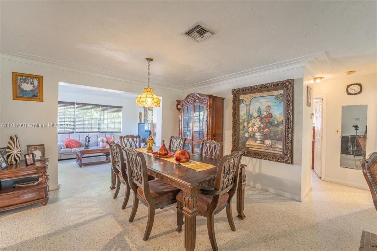 Real estate property located at 1300 67th Way, Broward, Hollywood Pines No 2 Amen, Pembroke Pines, FL