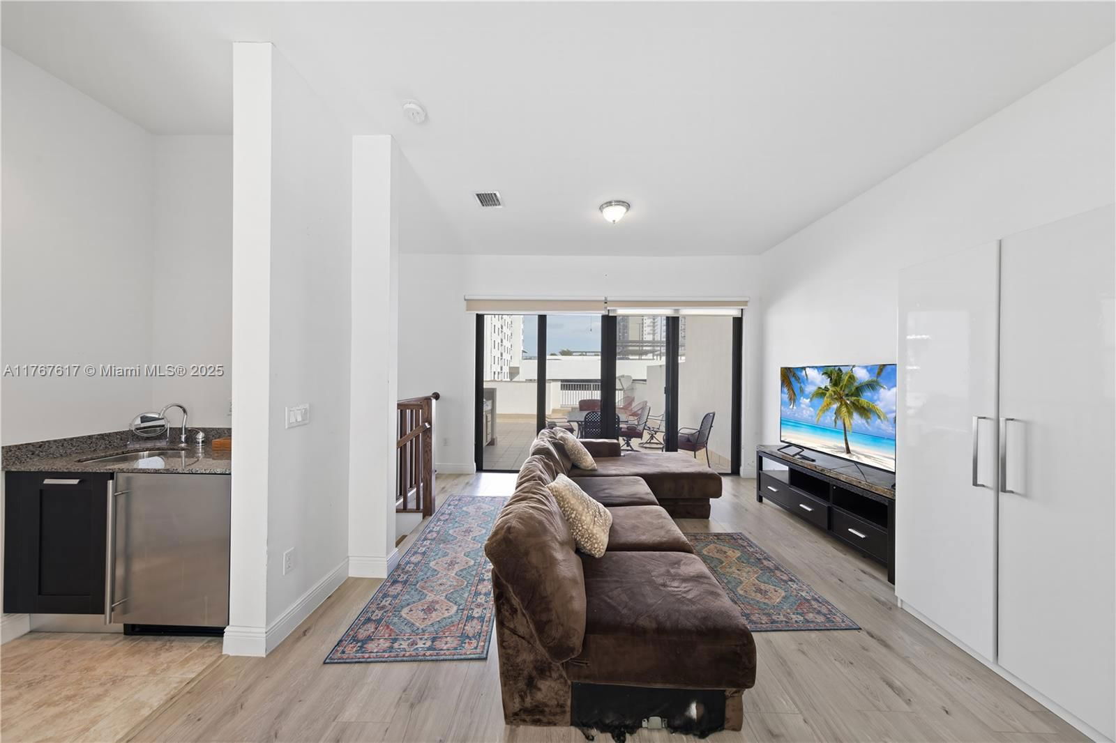Real estate property located at 8478 52nd St, Miami-dade, Downtown Doral Dutcher, Doral, FL