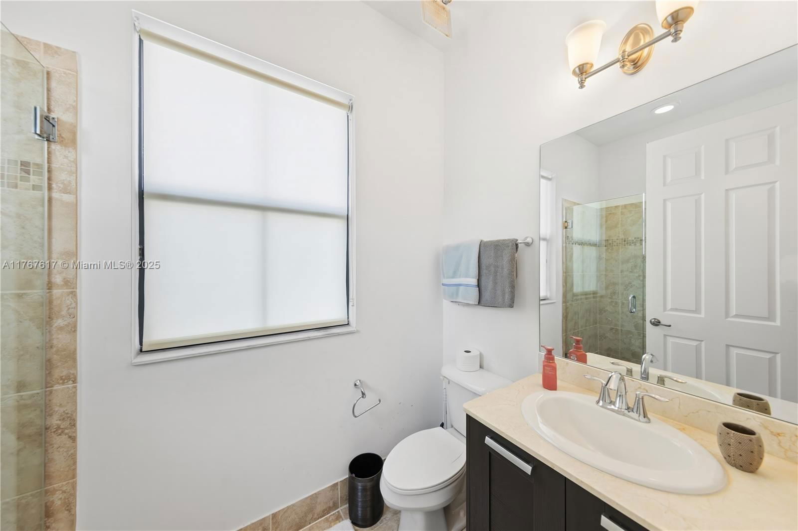 Real estate property located at 8478 52nd St, Miami-dade, Downtown Doral Dutcher, Doral, FL
