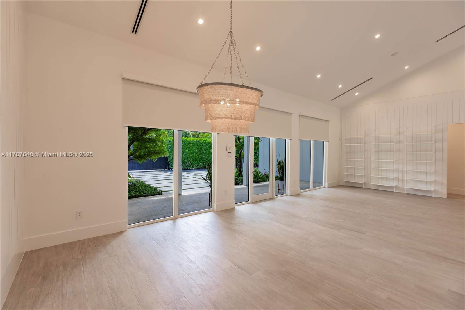 Real estate property located at 8200 62nd Ave, Miami-dade, Beverly Gardens, Miami, FL