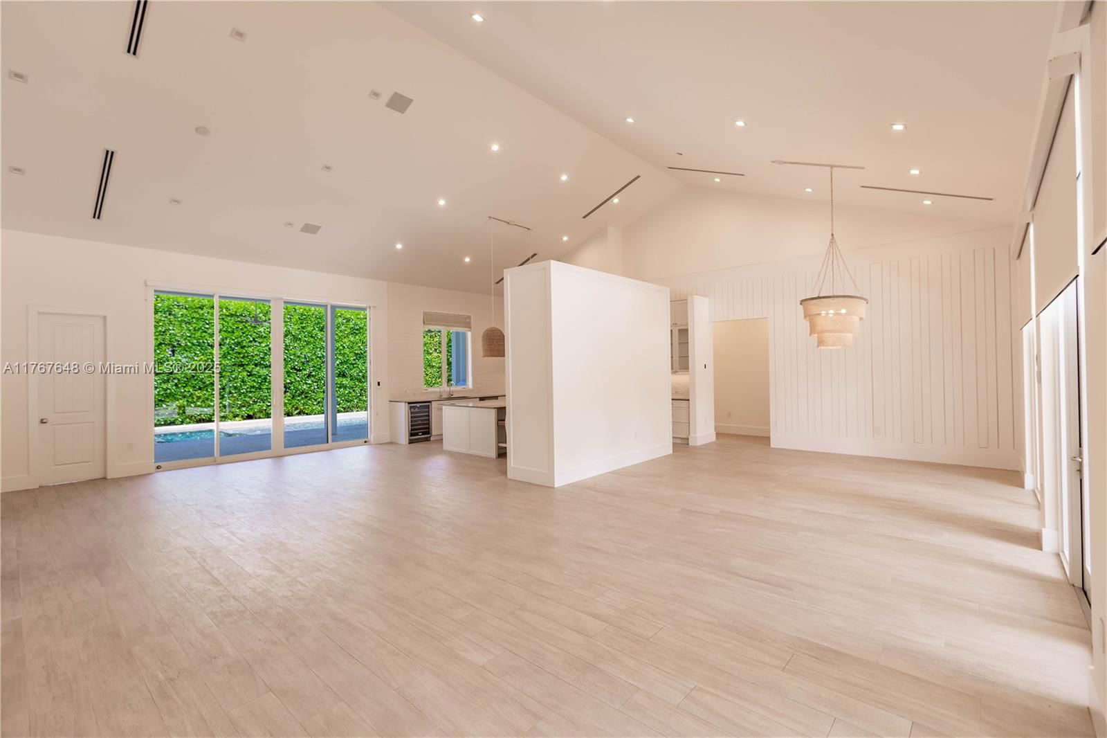 Real estate property located at 8200 62nd Ave, Miami-dade, Beverly Gardens, Miami, FL