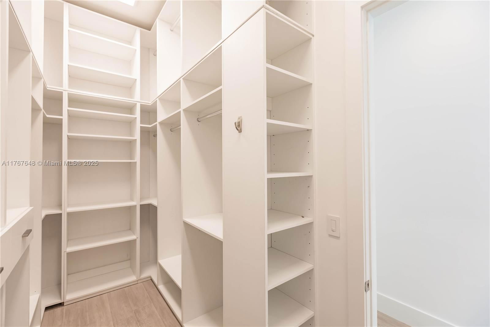 Real estate property located at 8200 62nd Ave, Miami-dade, Beverly Gardens, Miami, FL