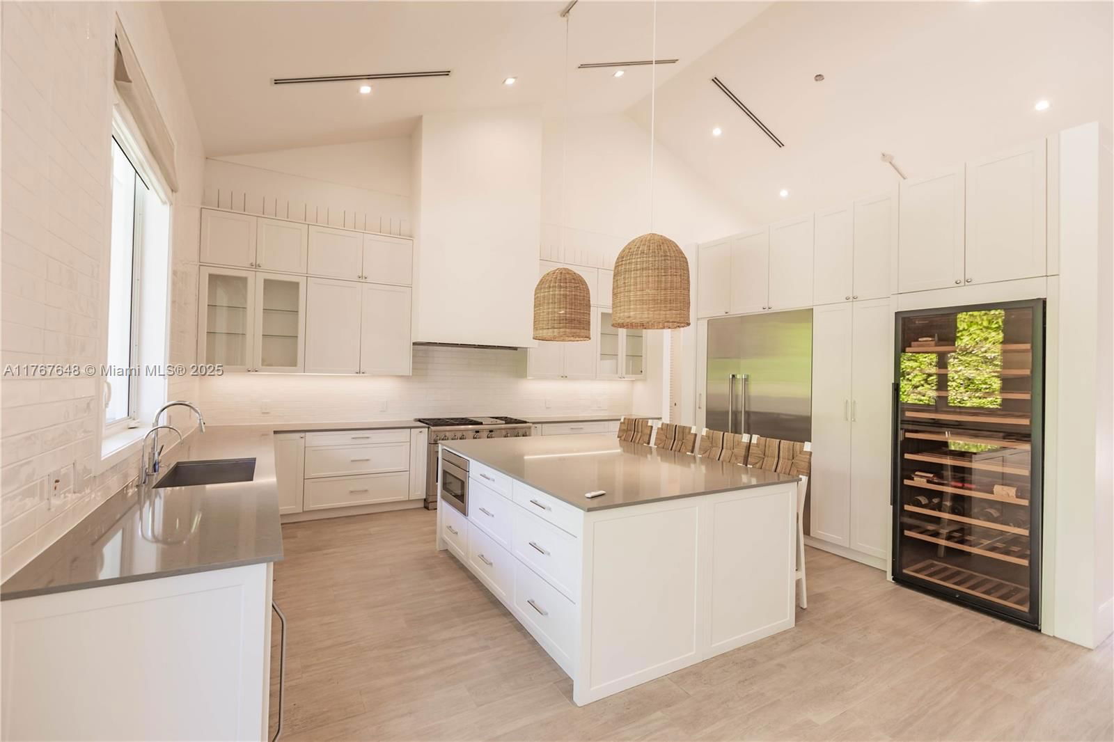 Real estate property located at 8200 62nd Ave, Miami-dade, Beverly Gardens, Miami, FL