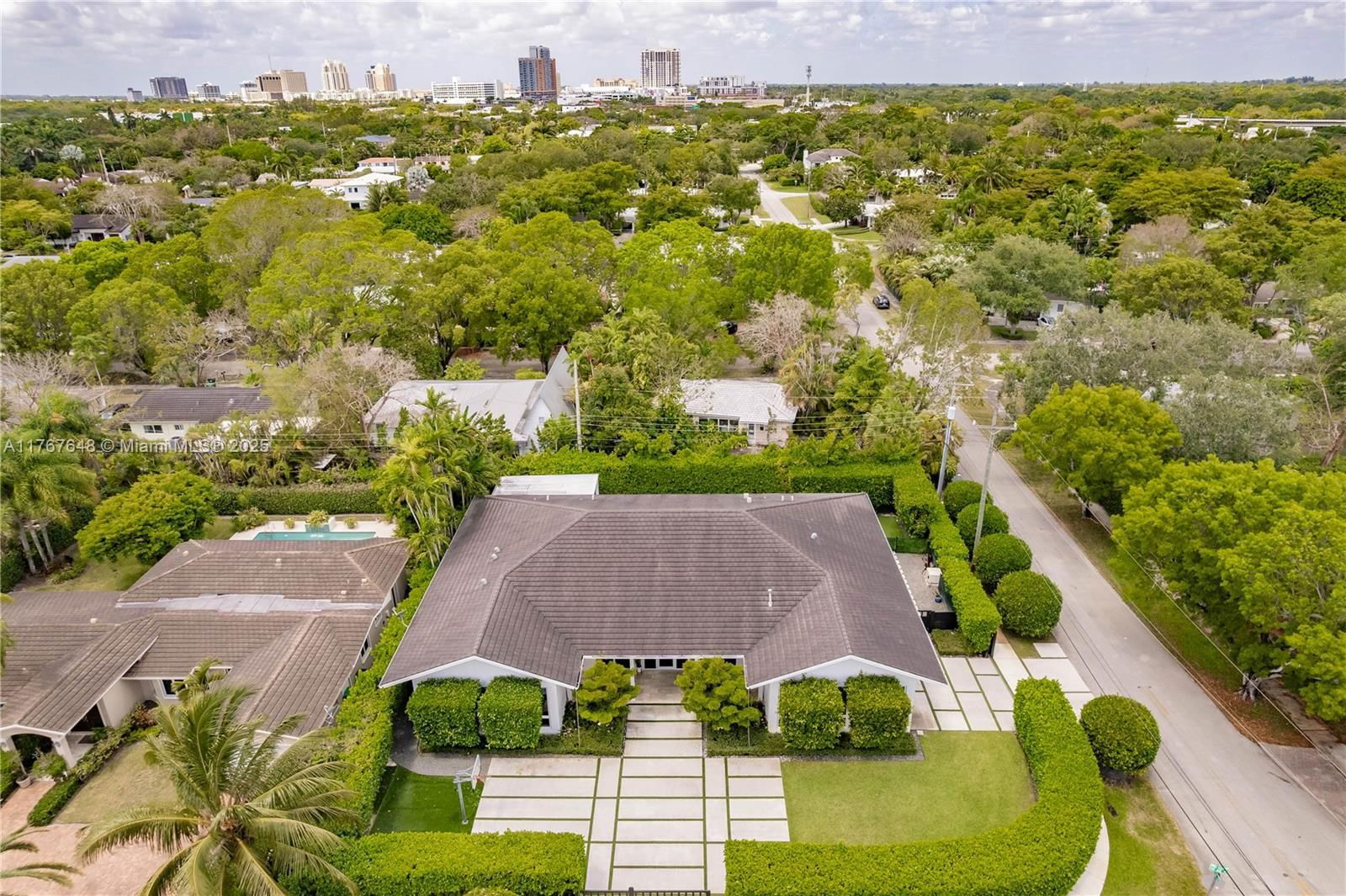 Real estate property located at 8200 62nd Ave, Miami-dade, Beverly Gardens, Miami, FL