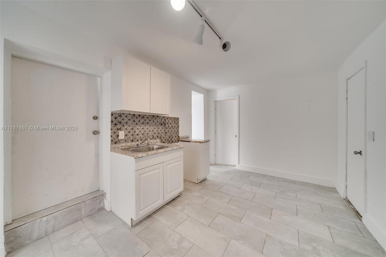 Real estate property located at 247 54th St, Miami-dade, Railroad Shops Inter Scho, Miami, FL