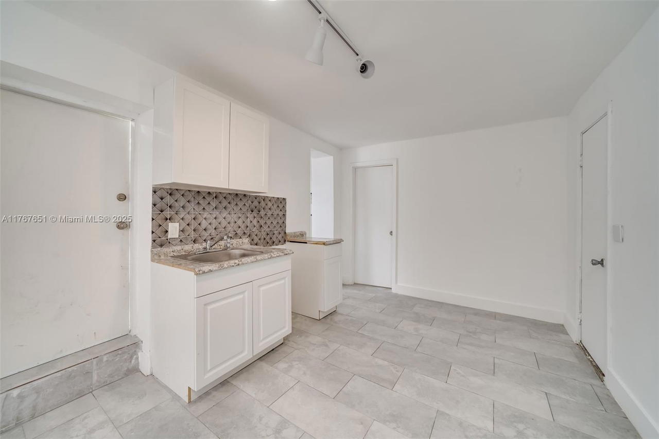 Real estate property located at 247 54th St, Miami-dade, Railroad Shops Inter Scho, Miami, FL