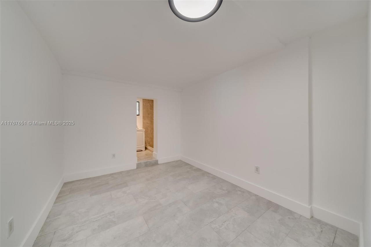 Real estate property located at 247 54th St, Miami-dade, Railroad Shops Inter Scho, Miami, FL
