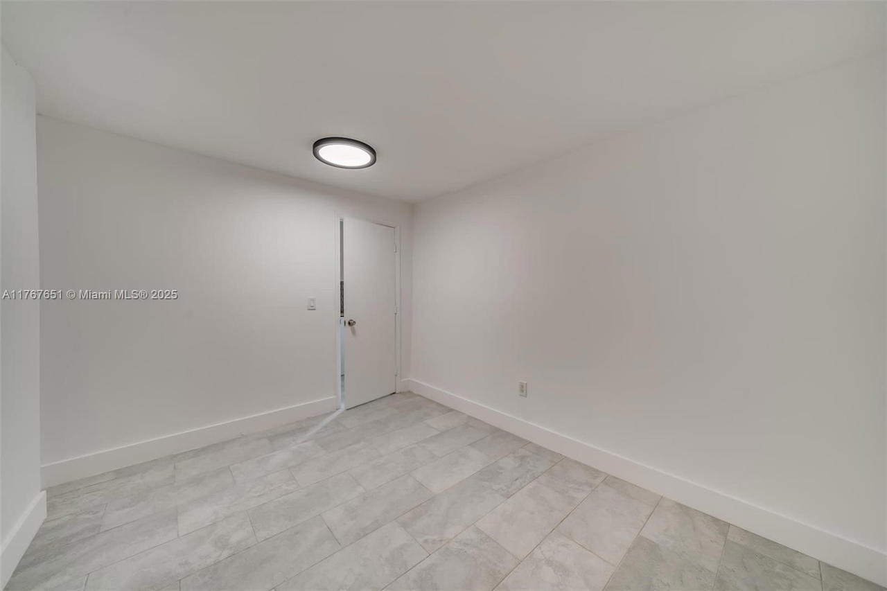 Real estate property located at 247 54th St, Miami-dade, Railroad Shops Inter Scho, Miami, FL