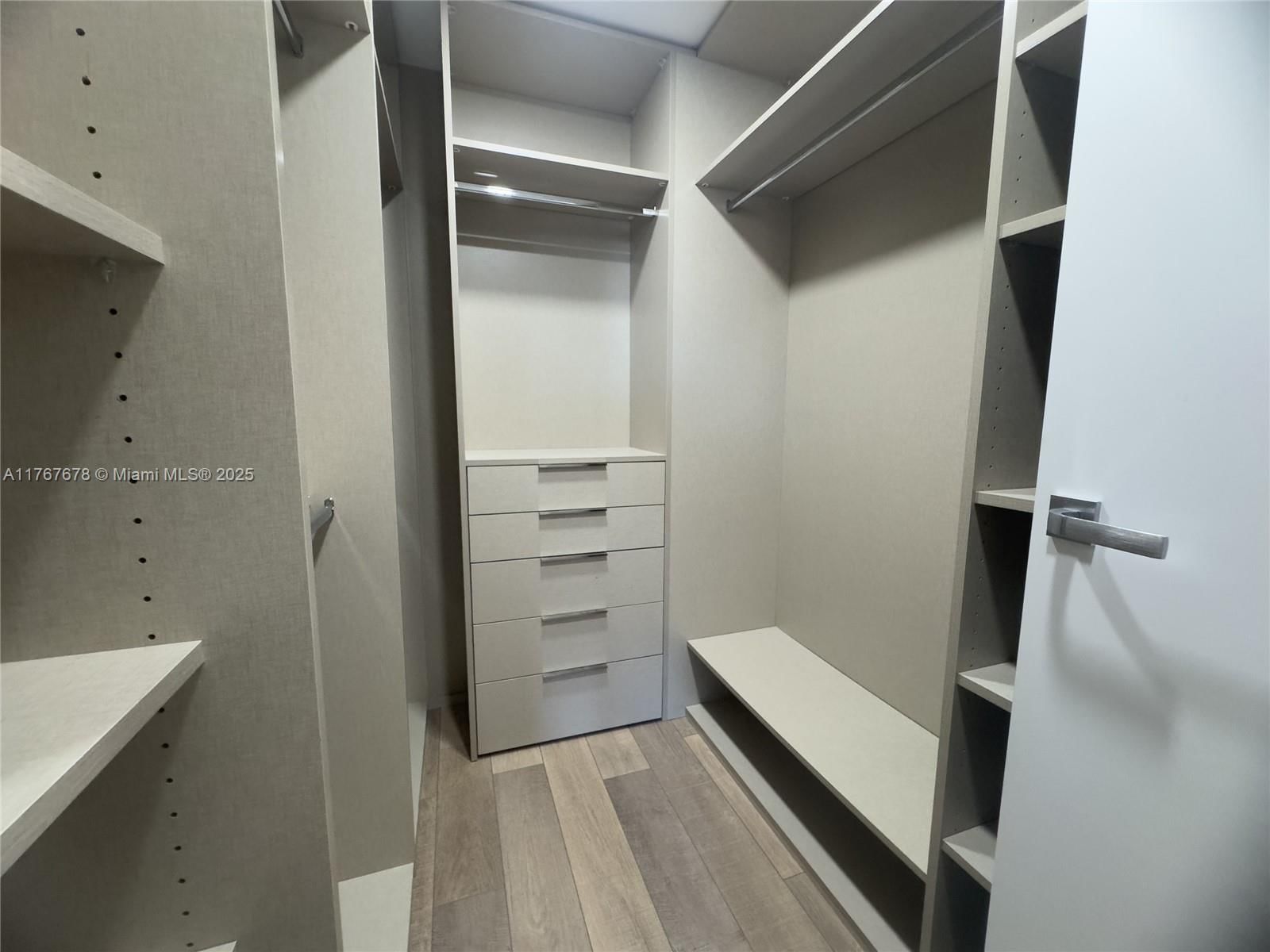 Real estate property located at 230 174th St #1015, Miami-dade, Winston Tower 300 Condo, Sunny Isles Beach, FL