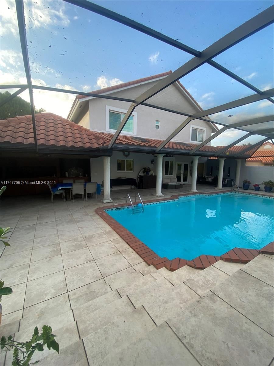 Real estate property located at 10355 45th Ln, Miami-dade, Doral Dunes 1st Addn, Doral, FL