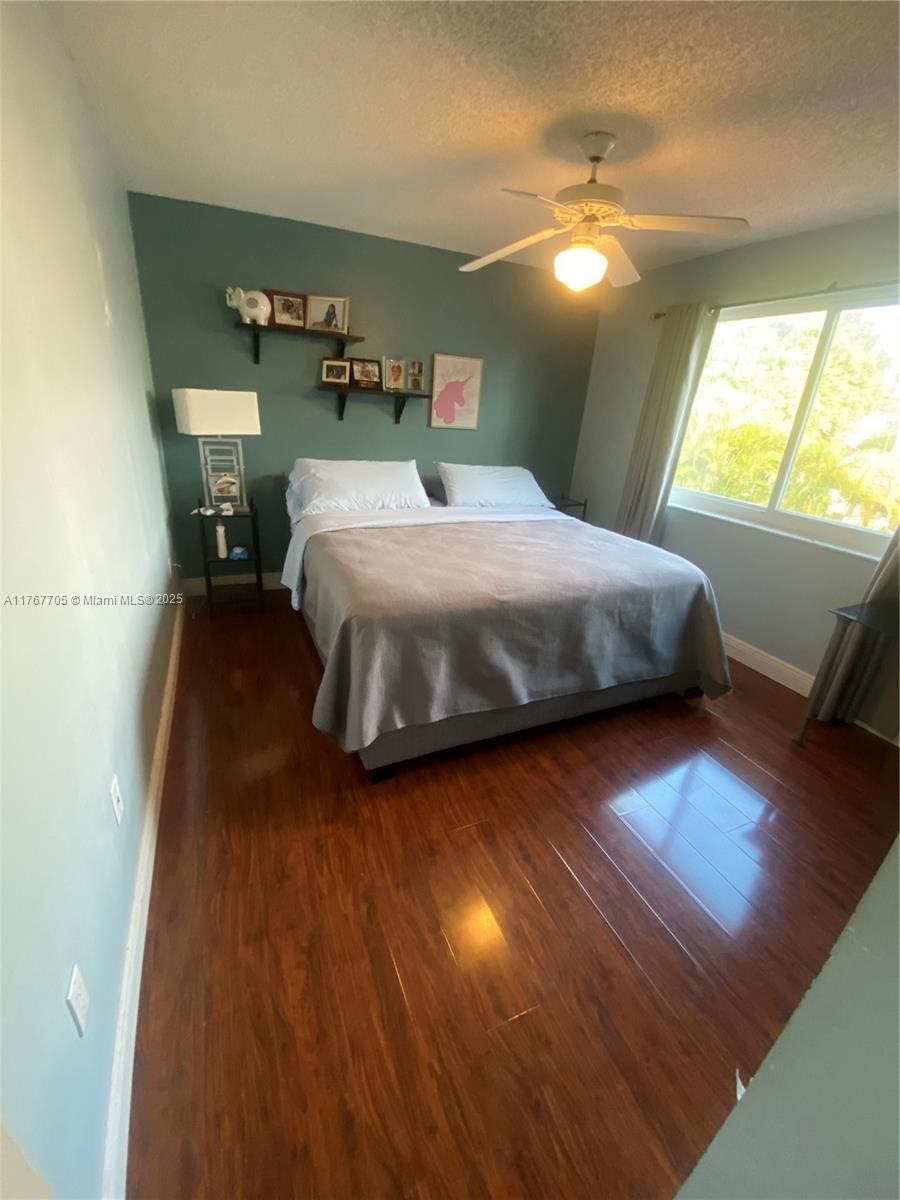 Real estate property located at 10355 45th Ln, Miami-dade, Doral Dunes 1st Addn, Doral, FL